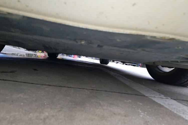 奥迪A4L 2018款 30周年年型 40 TFSI 时尚型局部细节9008