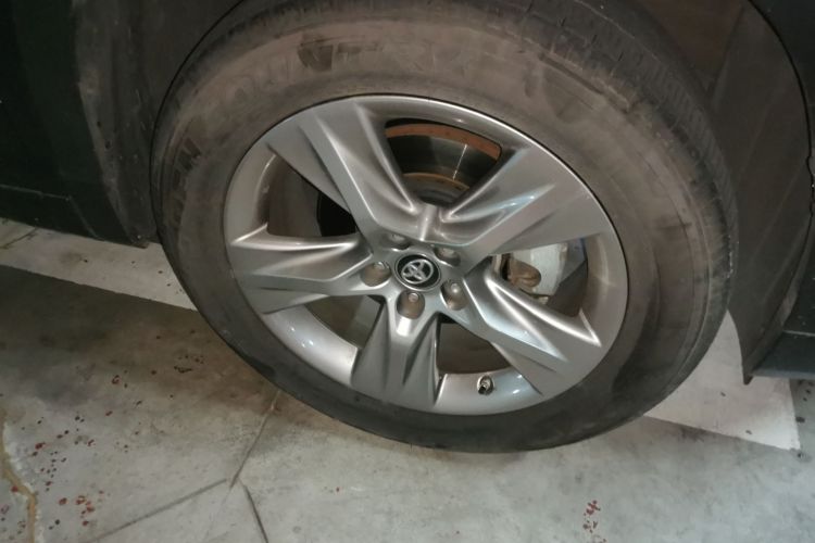 丰田 汉兰达 2018款 2.0T 四驱至尊版 7座 国VI车身外观10