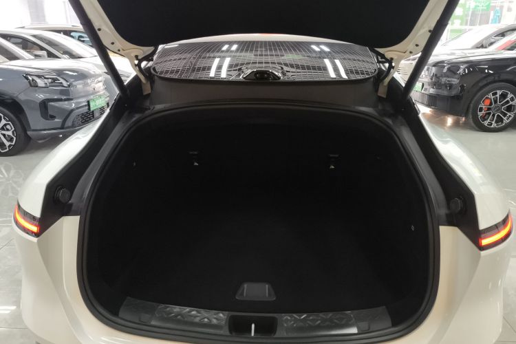 阿维塔06 2025款 Ultra纯电版机舱底盘23