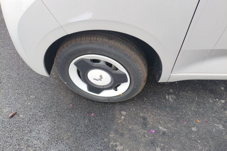 五菱汽车 宏光MINIEV 2024款 第三代 215km 青春版车身外观6007