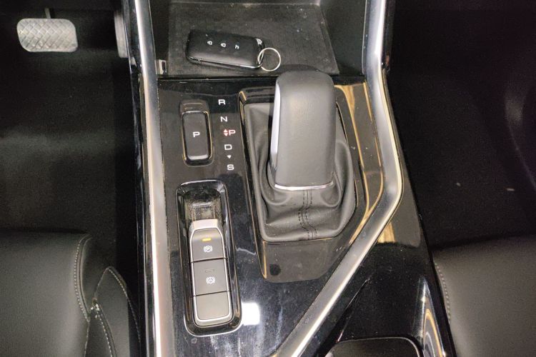 五菱汽车 五菱星辰 2022款 2.0L DHT电速款中控内饰18