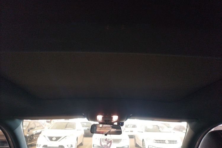 奔驰A级 2022款 改款二 A 200 L 运动轿车时尚型中控内饰22