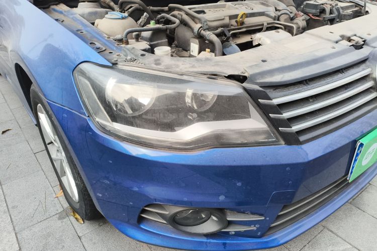 大众 宝来 2013款 1.4T 自动舒适型车身外观8