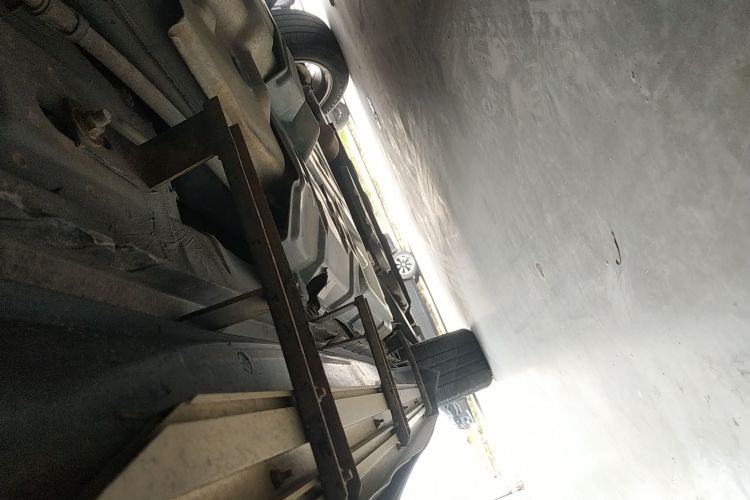 丰田 汉兰达 2015款 2.0T 四驱豪华版 7座局部细节9002