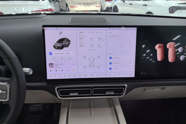 理想汽车 理想L8 2023款 Pro中控内饰16