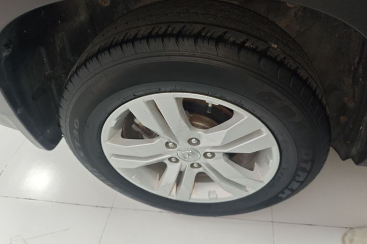 长安CS75 2016款 2.0L 手动豪华型 国V车身外观6008