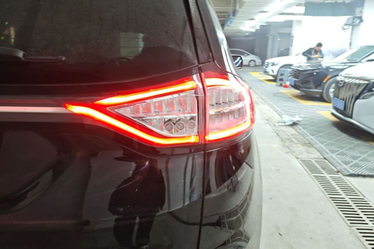 福特 锐界 2016款 EcoBoost 245 两驱铂锐型 7座车身外观6006