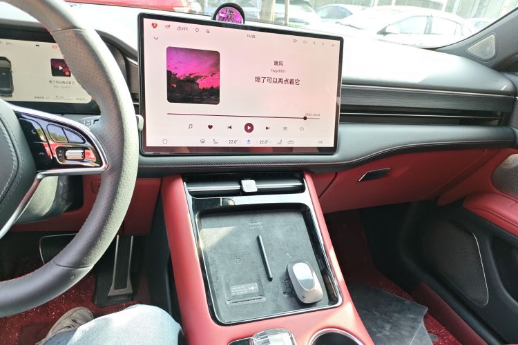 鸿蒙智行 问界M5 2024款 增程 Max RS 四驱高阶智驾版中控内饰16