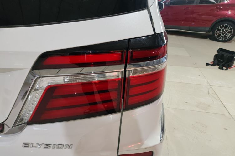 本田 艾力绅 2016款 2.4L 舒适版车身外观6006