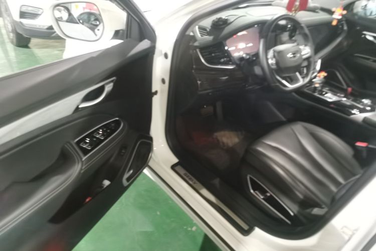 吉利汽车 博瑞 2021款 1.8T 领航版+中控内饰20