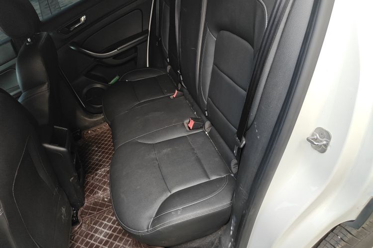 观致5 2018款 改款 1.6T 自动领先型中控内饰7004