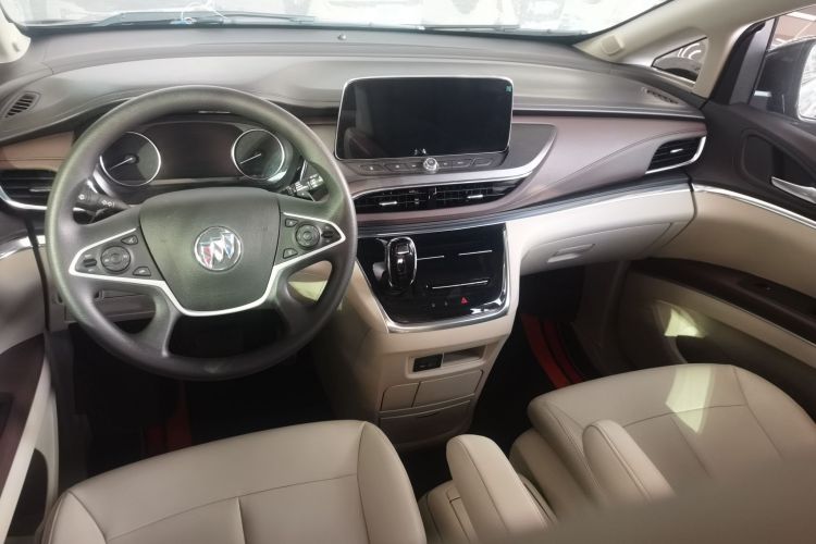 别克GL8 2023款 陆上公务舱 智享型中控内饰12