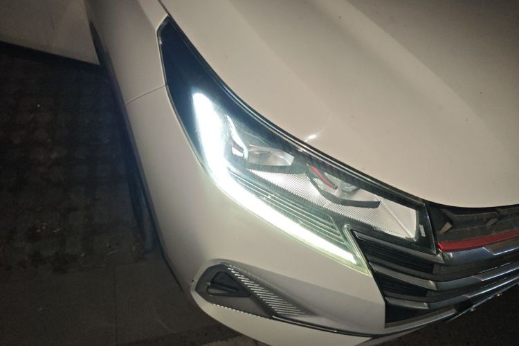 广汽传祺 传祺GS3 2022款 POWER 270T 自动劲享版车身外观8