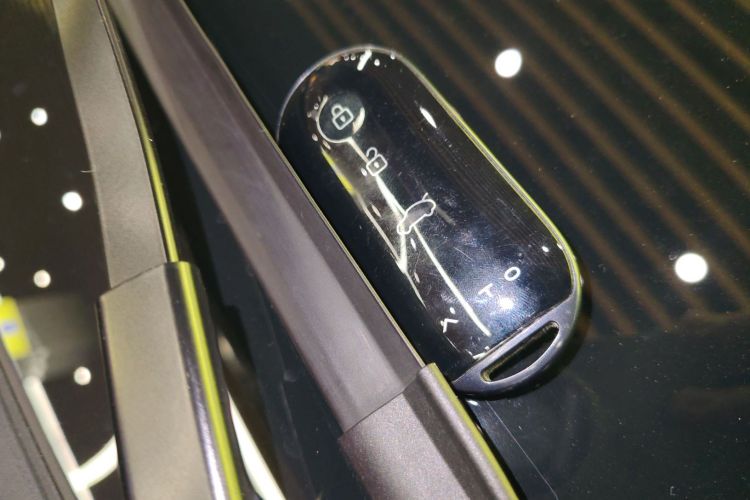 鸿蒙智行 问界M5 2023款 纯电后驱标准版中控内饰7001