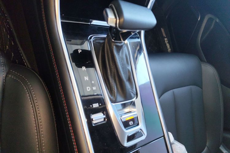 长安CS75 2020款 280T DCT豪华型 国VI中控内饰18