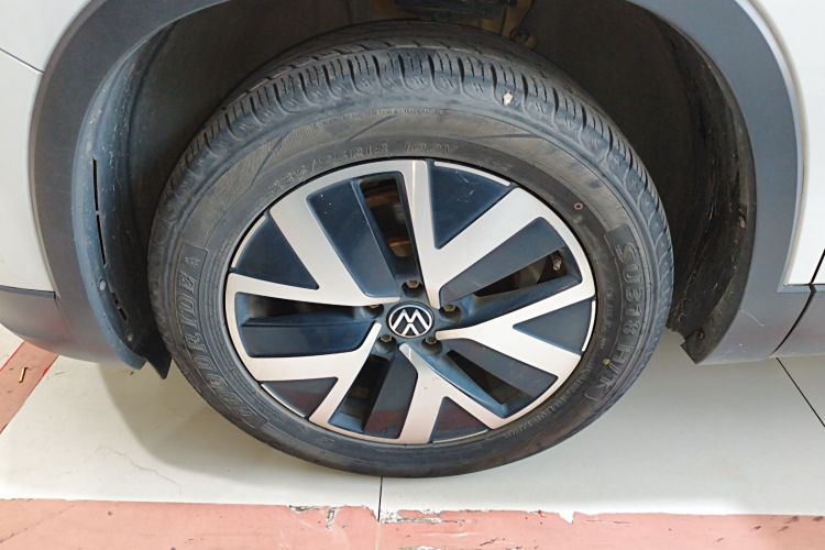 大众 探岳 2023款 300TSI 两驱豪华Plus进阶版车身外观6007