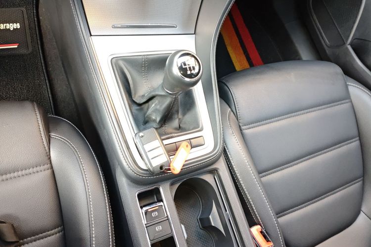 名爵 MG6 2017款 20T 手动豪华智联版 国V中控内饰18