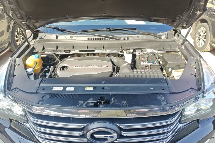 广汽传祺 传祺GS8 2017款 320T 两驱豪华智联版（七座）机舱底盘24