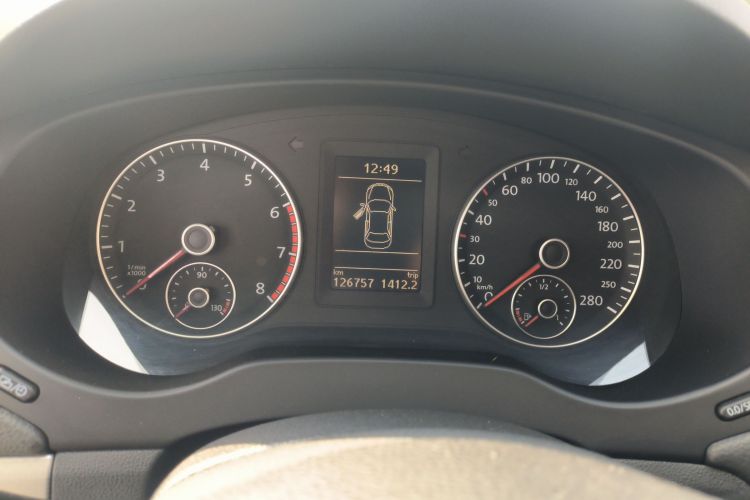 大众 速腾 2014款 改款 1.4TSI 自动豪华型中控内饰14