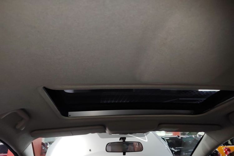 马自达5 2013款 2.0L 手动舒适型局部细节22