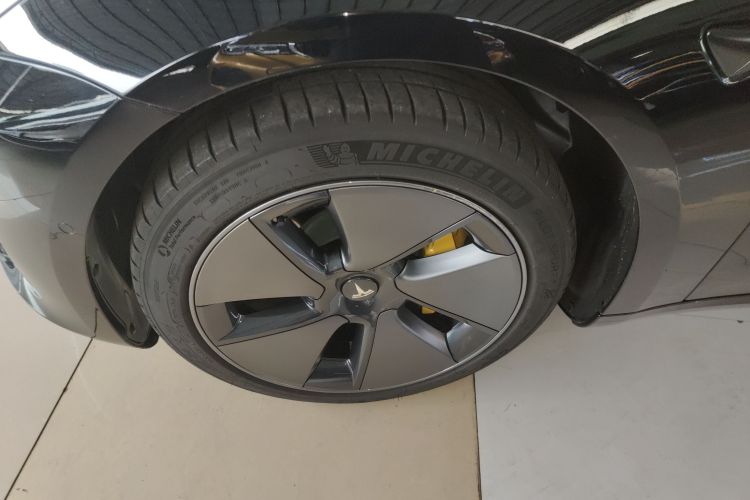 特斯拉 Model 3 2022款 后轮驱动版车身外观6007