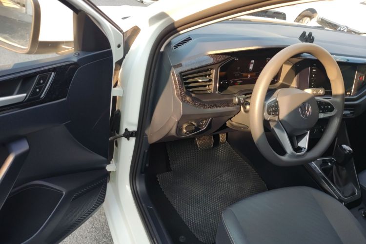 大众 朗逸 2023款 新锐 1.5L 自动新逸版中控内饰7003