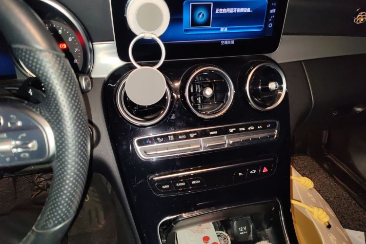 奔驰C级 2019款 C 260 运动版中控内饰16