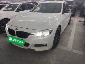 宝马3系 2019款 320i M运动曜夜版