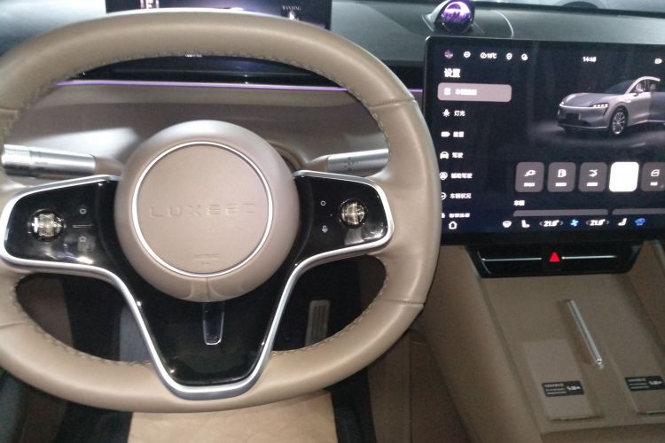 鸿蒙智行 智界R7 2025款 增程 251km Max中控内饰18