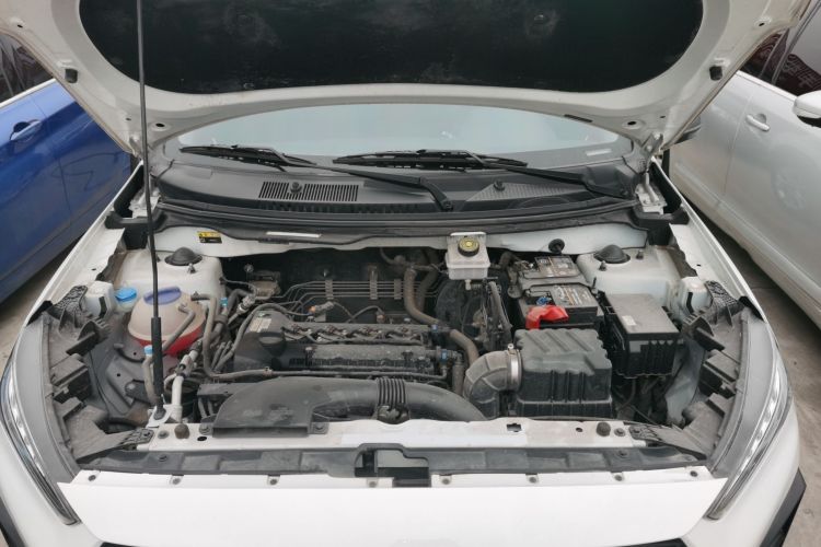 奇瑞 瑞虎3X 2021款 改款 钻石版 1.5L 手动2克拉机舱底盘24