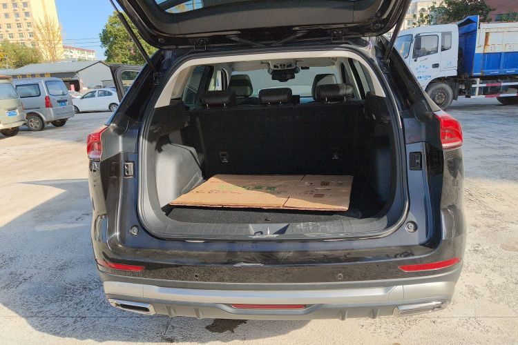 哈弗H6 2021款 国潮版 1.5T 自动冠军版机舱底盘23