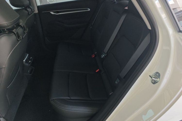 吉利汽车 帝豪 2025款 第4代 1.5L CVT尊贵型中控内饰21