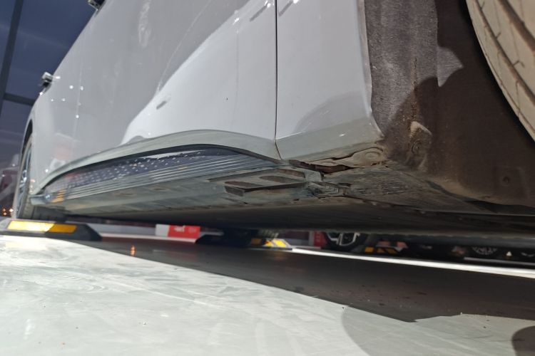 红旗EH7 2024款 820 Pro局部细节9001