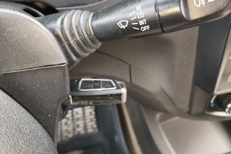 五菱汽车 五菱宏光 2014款 1.5L S标准型中控内饰11