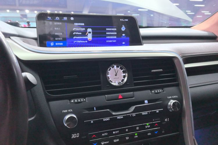 雷克萨斯RX 2016款 300 两驱舒适版 国V中控内饰16