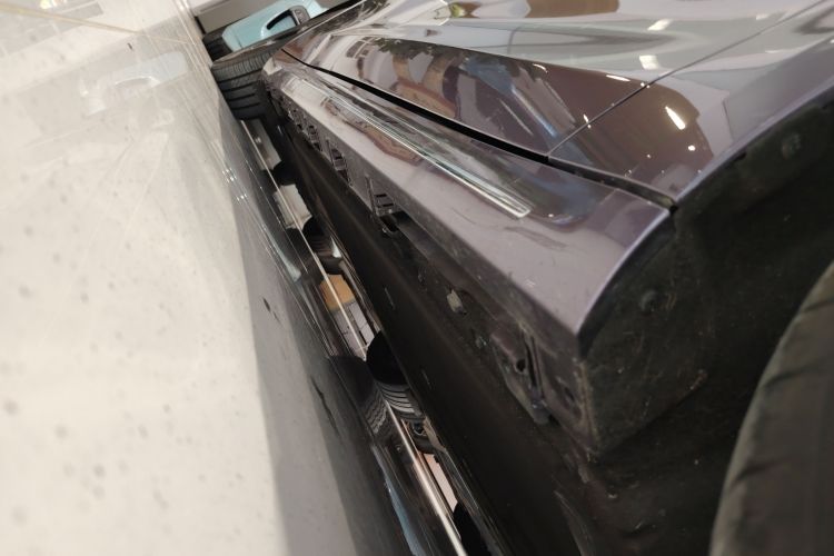 鸿蒙智行 智界S7 2025款 705km Pro局部细节9001