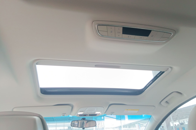 别克GL8 2021款 ES陆尊 653T 舒适型局部细节22