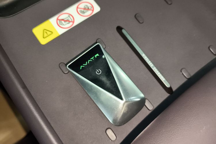 阿维塔06 2025款 Ultra纯电版中控内饰11