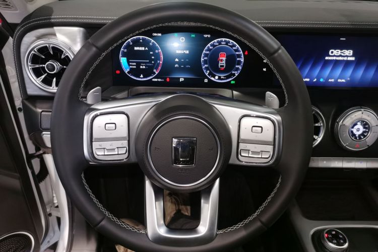 坦克300 2023款 2.0T 铁骑02中控内饰13