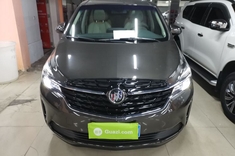 别克GL8 2021款 陆上公务舱 652T 豪华型车身外观2