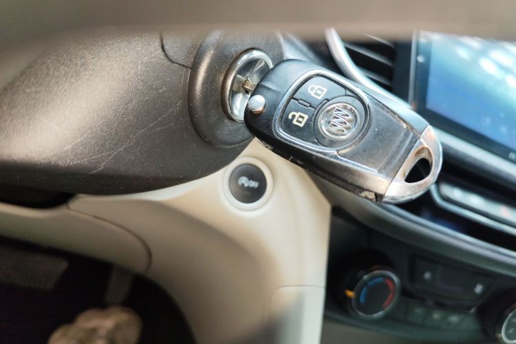 别克 英朗 2016款 15N 自动精英型中控内饰7001