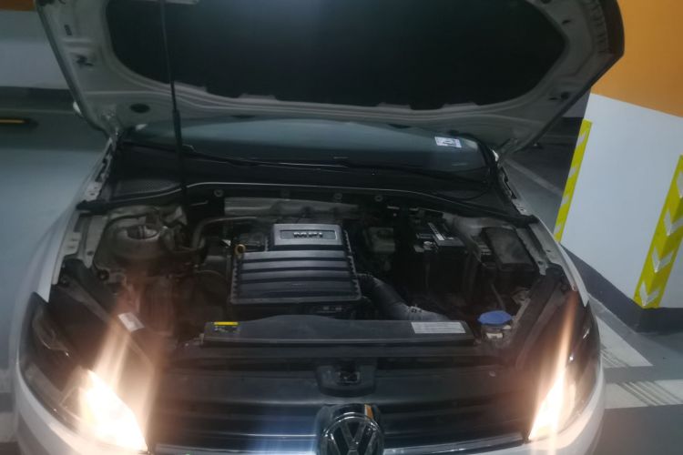 大众 高尔夫 2015款 1.6L 自动舒适型机舱底盘24