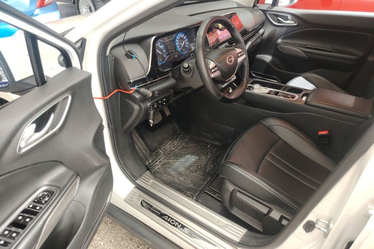 埃安 AION S 2022款 炫 580 Pio 60kWh中控内饰7003