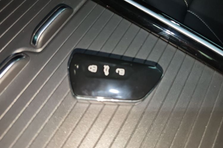 大众 ID.4 X 2023款 升级款 纯净智享版中控内饰11