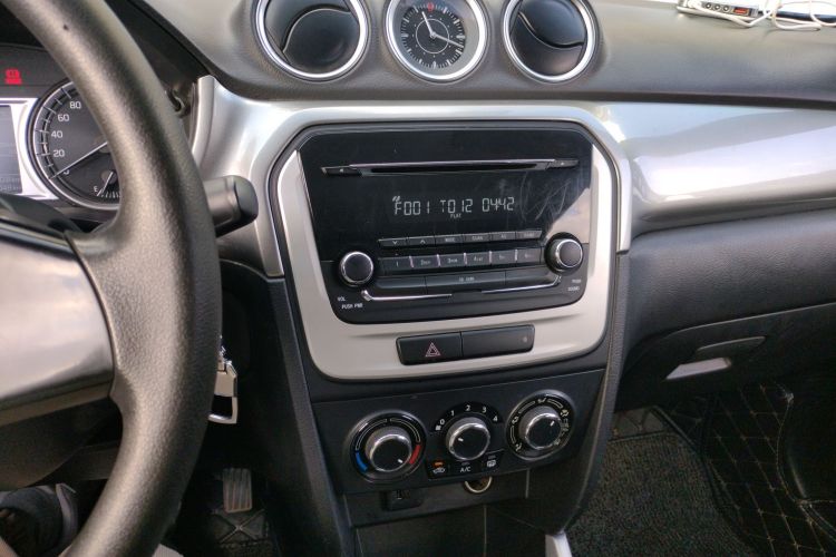 铃木 维特拉 2016款 1.6L 手动两驱进取型局部细节16