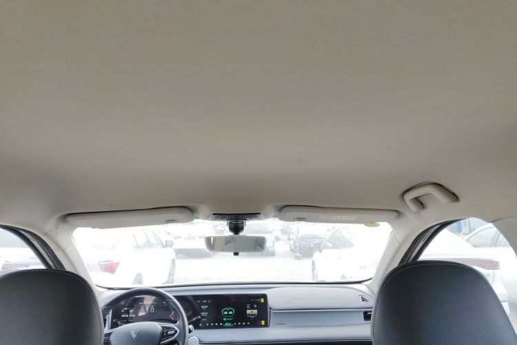 哪吒汽车 2023款 哪吒U-Ⅱ 400 U秀版 磷酸铁锂中控内饰22