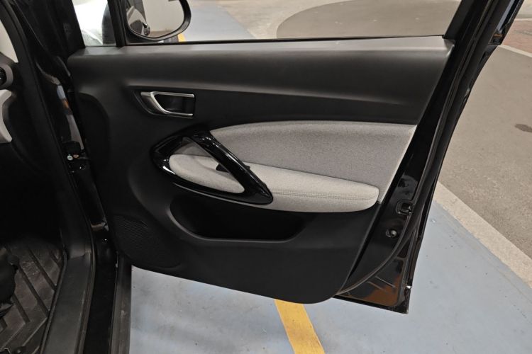 零跑汽车 零跑T03 2022款 皓玉版中控内饰7005