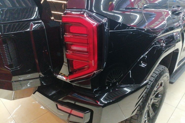 坦克400新能源 2024款 Hi4-T 越野版车身外观9