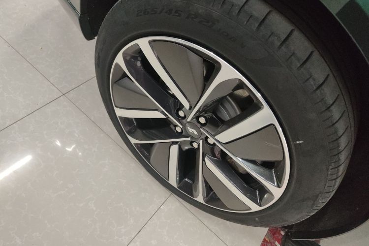 理想汽车 理想L9 2023款 Pro车身外观6008