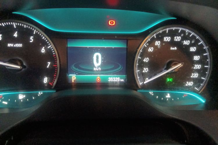 别克 英朗 2021款 改款 典范 1.5L 自动精英型中控内饰14